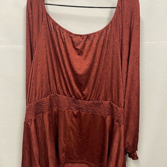 Bloomchic Off Shoulder Blouse NWT - Picture 4 of 5